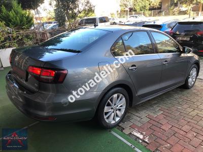Volkswagen Jetta 2015 1.6 TDI Comfortline