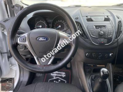 Ford Tourneo Courier 2016 1.6 TDCi Deluxe