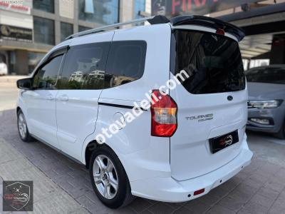 Ford Tourneo Courier 2016 1.6 TDCi Deluxe