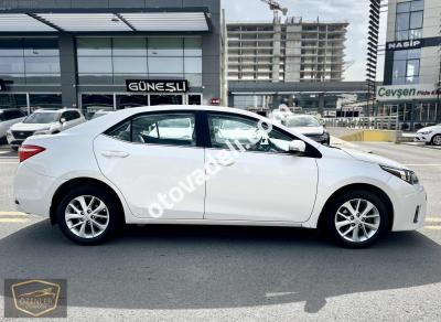 Toyota Corolla 2015 1.6 Advance