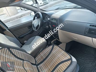 Fiat Albea 2010 Sole 1.4 Fire Premio