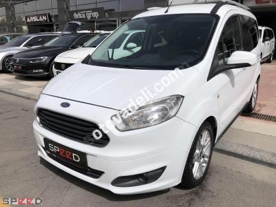 Ford Tourneo Courier 2018 1.5 TDCi Titanium