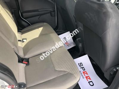 Ford Tourneo Courier 2018 1.5 TDCi Titanium