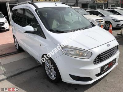 Ford Tourneo Courier 2018 1.5 TDCi Titanium