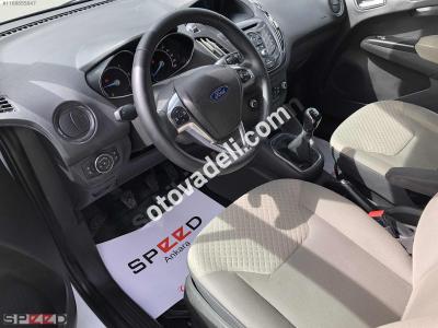 Ford Tourneo Courier 2018 1.5 TDCi Titanium