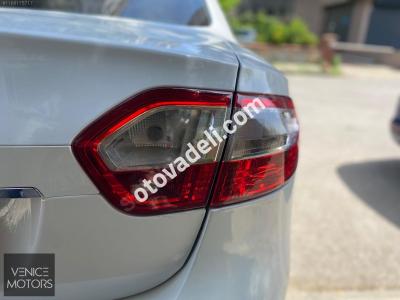 Renault Fluence 2012 1.5 dCi Privilege