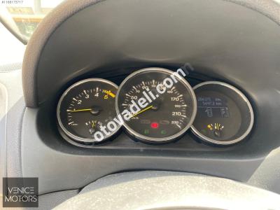 Renault Fluence 2012 1.5 dCi Privilege