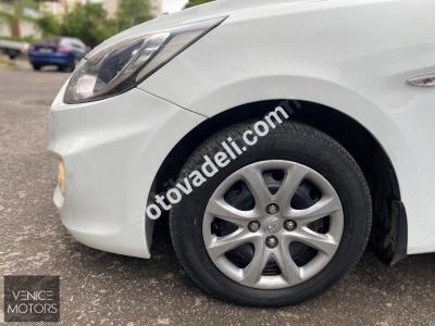 Hyundai Accent Blue 2014 1.6 CRDI Mode