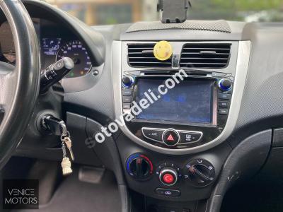 Hyundai Accent Blue 2014 1.6 CRDI Mode