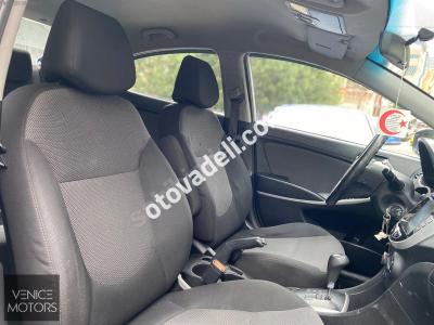 Hyundai Accent Blue 2014 1.6 CRDI Mode