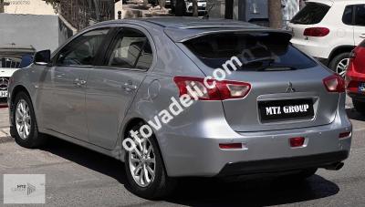 Mitsubishi Lancer 2011 1.6 Invite