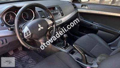 Mitsubishi Lancer 2011 1.6 Invite