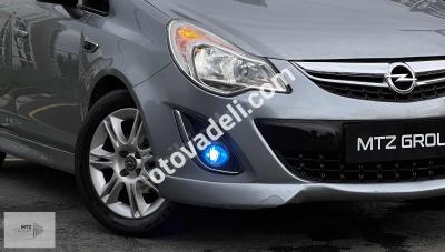 Opel Corsa 2012 1.4 Twinport Enjoy