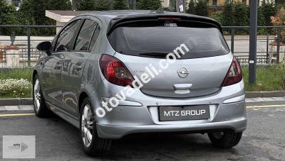 Opel Corsa 2012 1.4 Twinport Enjoy
