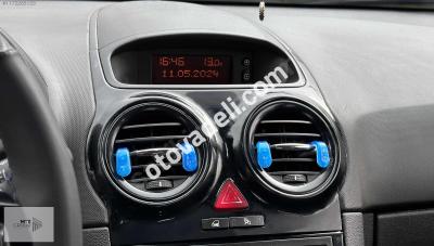 Opel Corsa 2012 1.4 Twinport Enjoy