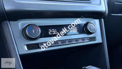 Volkswagen Polo 2015 1.2 TSI Lounge