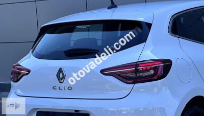 Renault Clio 2022 1.0 SCe Joy
