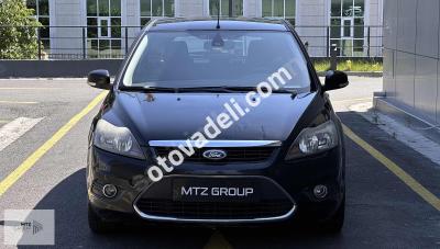 Ford Focus 2010 1.6 Titanium
