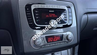 Ford Focus 2010 1.6 Titanium