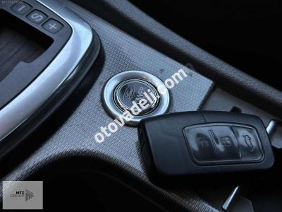 Ford Focus 2010 1.6 Titanium