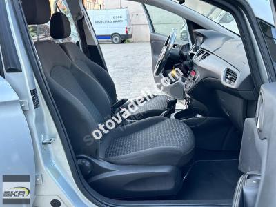 Opel Corsa 2017 1.4 Design