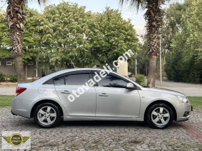 Chevrolet Cruze 2009 1.6 LS