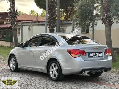 Chevrolet Cruze 2009 1.6 LS