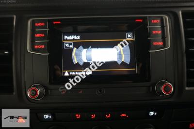 Volkswagen Caravelle 2015 2.0 TDI BMT Comfortline