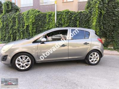 Opel Corsa 2012 1.2 Twinport Essentia