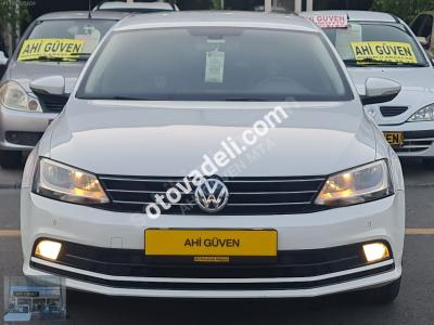 Volkswagen Jetta 2015 1.6 TDI Comfortline