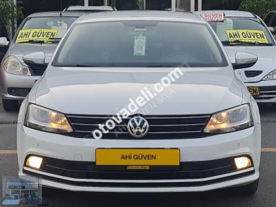 Volkswagen Jetta 2015 1.6 TDI Comfortline