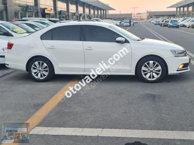 Volkswagen Jetta 2015 1.6 TDI Comfortline