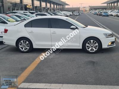 Volkswagen Jetta 2015 1.6 TDI Comfortline