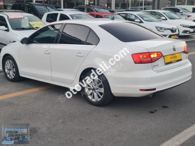 Volkswagen Jetta 2015 1.6 TDI Comfortline
