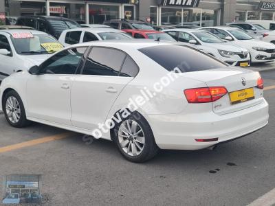 Volkswagen Jetta 2015 1.6 TDI Comfortline