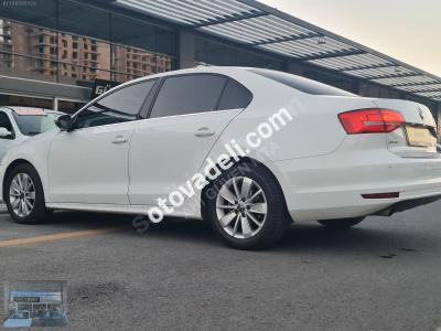 Volkswagen Jetta 2015 1.6 TDI Comfortline