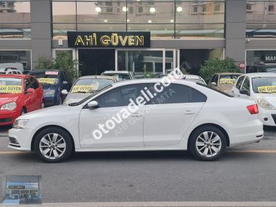 Volkswagen Jetta 2015 1.6 TDI Comfortline