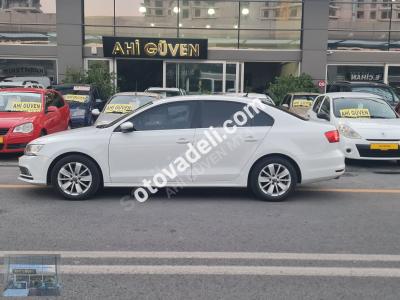 Volkswagen Jetta 2015 1.6 TDI Comfortline