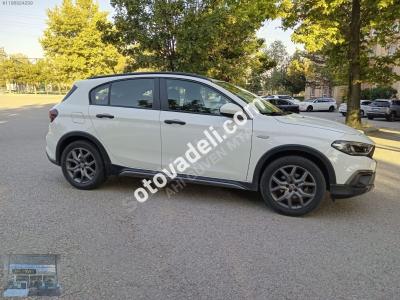 Fiat Egea Cross 2022 1.4 Fire Urban