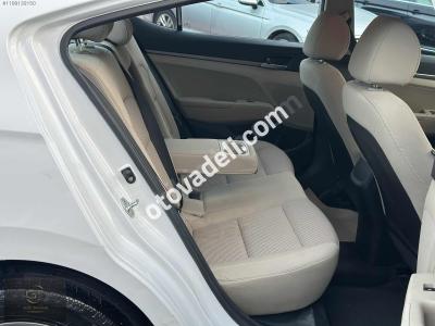 Hyundai Elantra 2017 1.6 CRDi Elite Plus