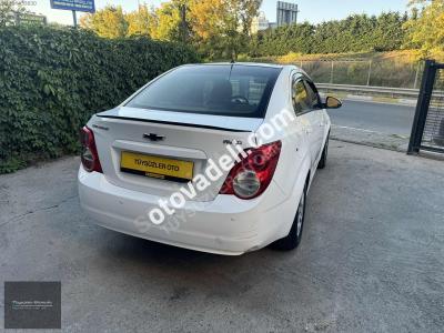 Chevrolet Aveo 2012 1.3 D LT