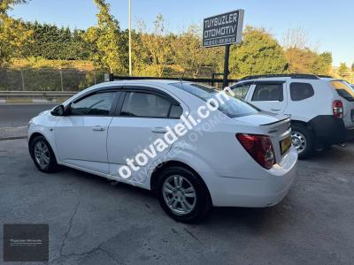 Chevrolet Aveo 2012 1.3 D LT