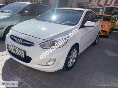 Hyundai Accent Blue 2016 1.6 CRDI Mode Plus