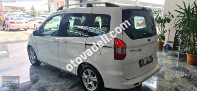 Ford Tourneo Courier 2016 1.5 TDCi Delux
