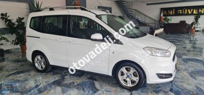Ford Tourneo Courier 2016 1.5 TDCi Delux