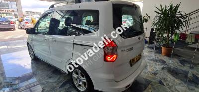 Ford Tourneo Courier 2016 1.5 TDCi Delux