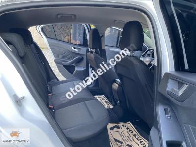 Ford Focus 2020 1.5 Ti-VCT Trend X