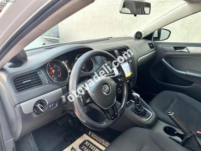 Volkswagen Jetta 2015 1.6 TDI Trendline