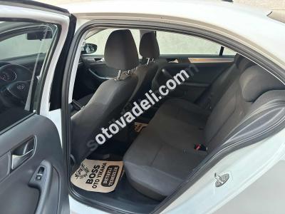 Volkswagen Jetta 2015 1.6 TDI Trendline