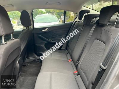 Ford Focus 2019 1.5 TDCi Trend X